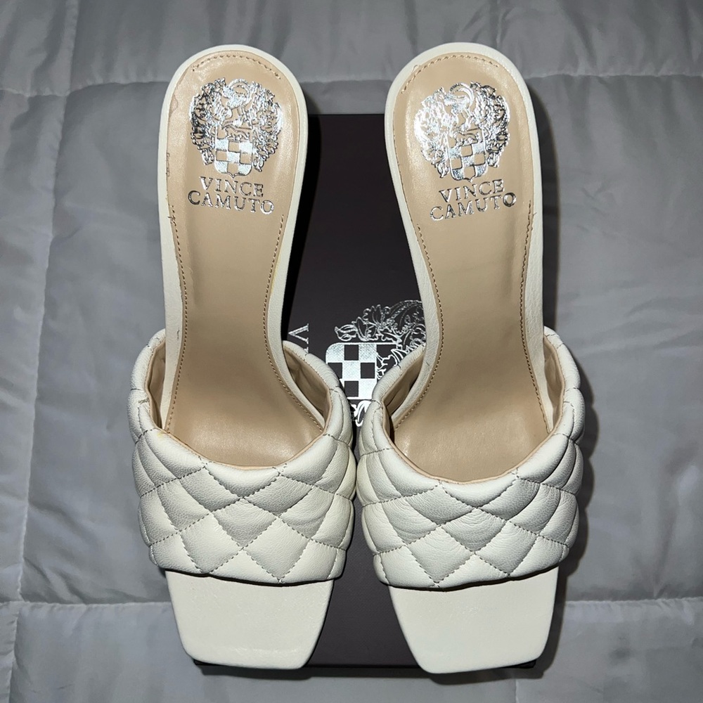 Vince Camuto White heel sandals